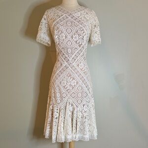 Tadashi Shoji White Lace Dress, Lined, with Fluted Flouncy Skirt